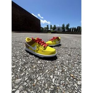 Nike SB Dunk Low SpongeBob SquarePants Yellow/White 310569-711 Size 6Y